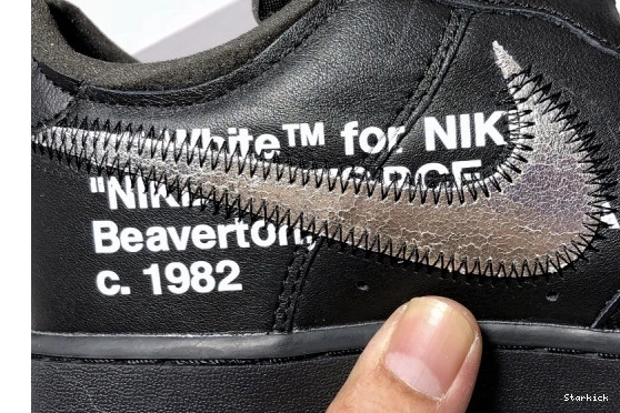 Nike '07 Low Off-White Air   1 MoMA Force  AV5210-001 0708